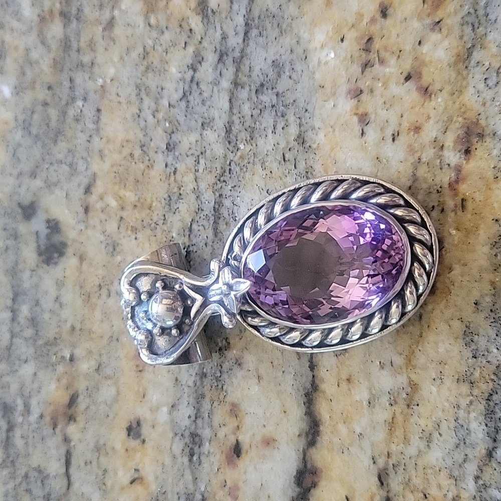 Kunzite And 925 sterling silver pendant